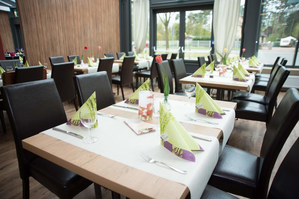 Gaestehaus Suedheide Hambuhren ภายนอก รูปภาพ